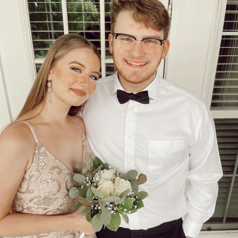 Meet your Posher, Claire